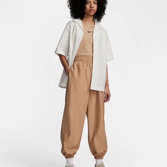 Nike Women's Sportswear Everyday Modern Oversize Button Shirt Size M SKU# S2457 - Picture 3 of 7